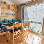 Mobilehome 4 Personnes Holiday home *