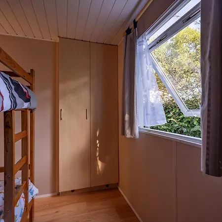 Mobilehome 4 Personnes 度假居 *